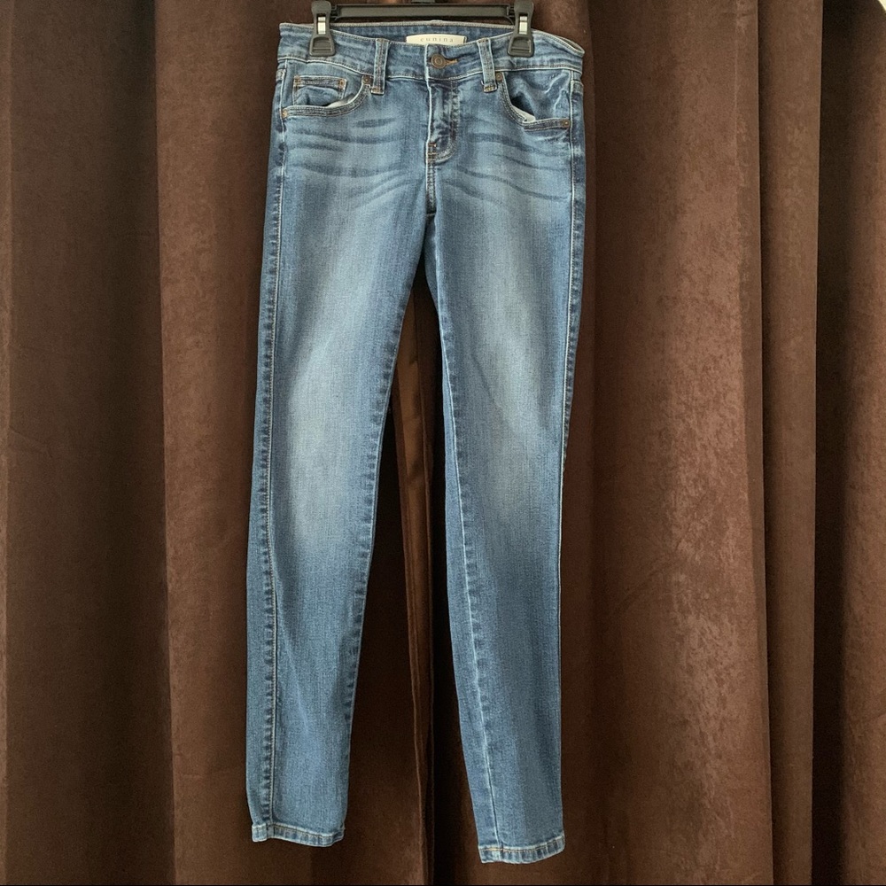 Eunina Jeans